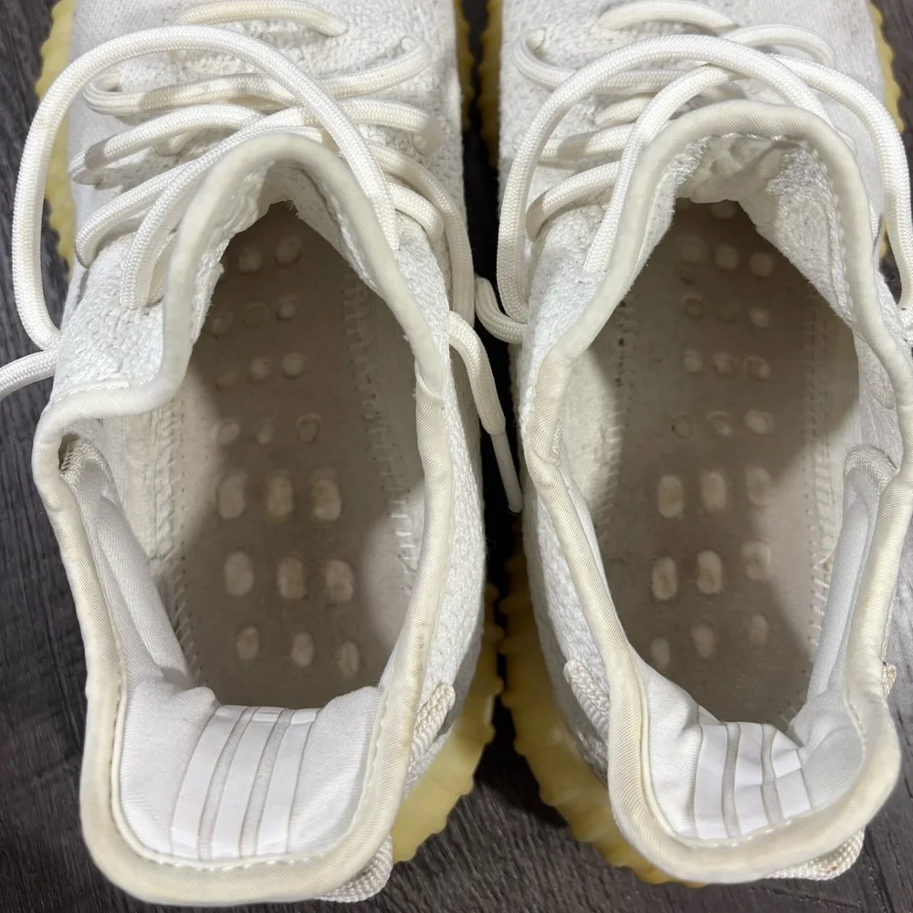 YEEZY Adidas Boost 350 V2 Cream Sneakers
